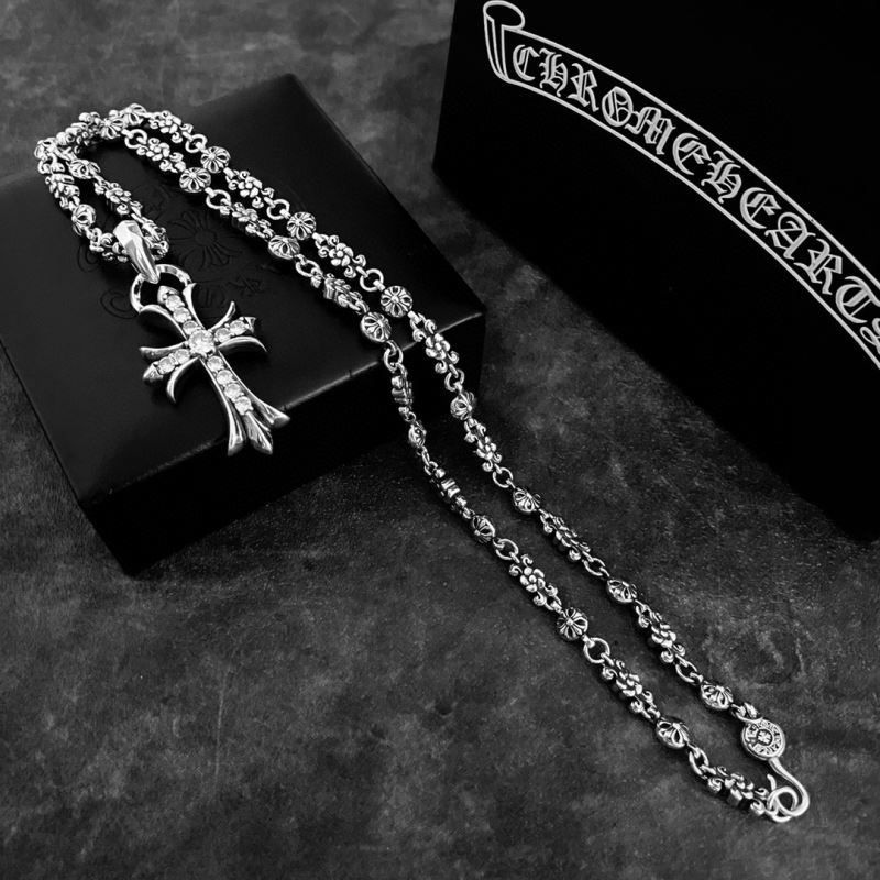 Ch**me He**ts necklaces